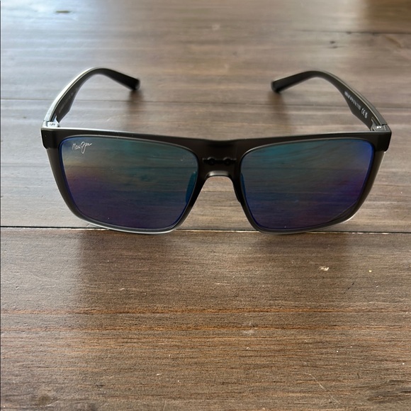 Maui Jim Honokalani Translucent Grey Sunglasses - Picture 2 of 6